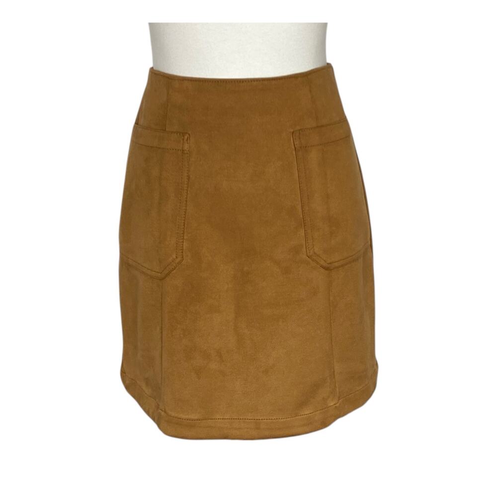 Maurices Faux Suede Mini Skirt Brown Pockets Zip Back Size 2 Boho Western Autumn